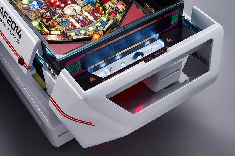 Illustration for article titled No Living Room Is Complete Without a Star Trek Pinball Machine Coffee Table
